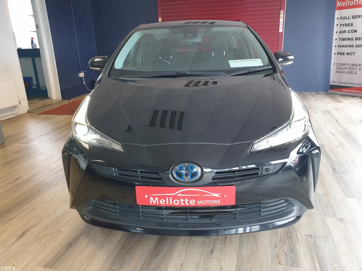 Toyota Prius Hatchback, Petrol Hybrid, 2021, Black