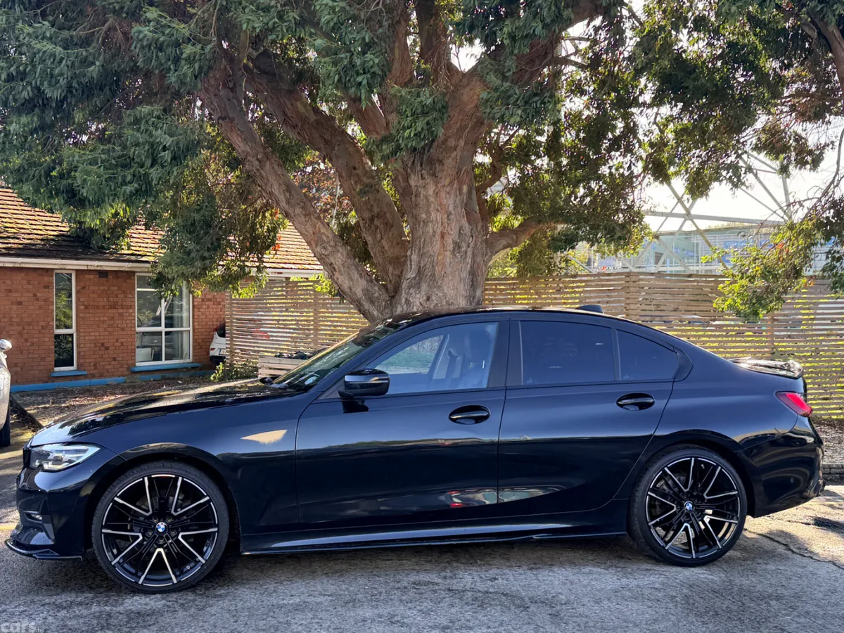 BMW 3-Series Saloon, Diesel, 2022, Black