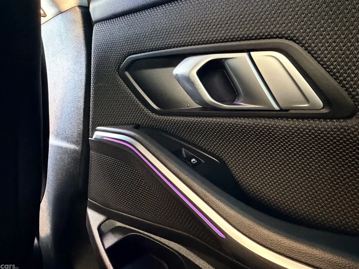 BMW 3-Series Saloon, Petrol Hybrid, 2022, Black