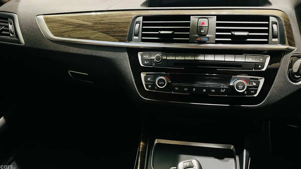 BMW 1-Series Hatchback, Petrol, 2019, White