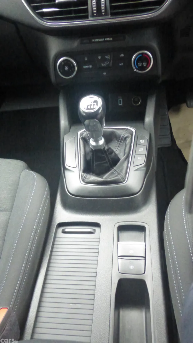 Ford Focus Hatchback, Petrol, 2021, Grey