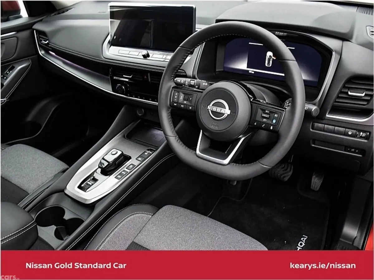 Nissan Qashqai SUV, Petrol Hybrid, 2026, Red