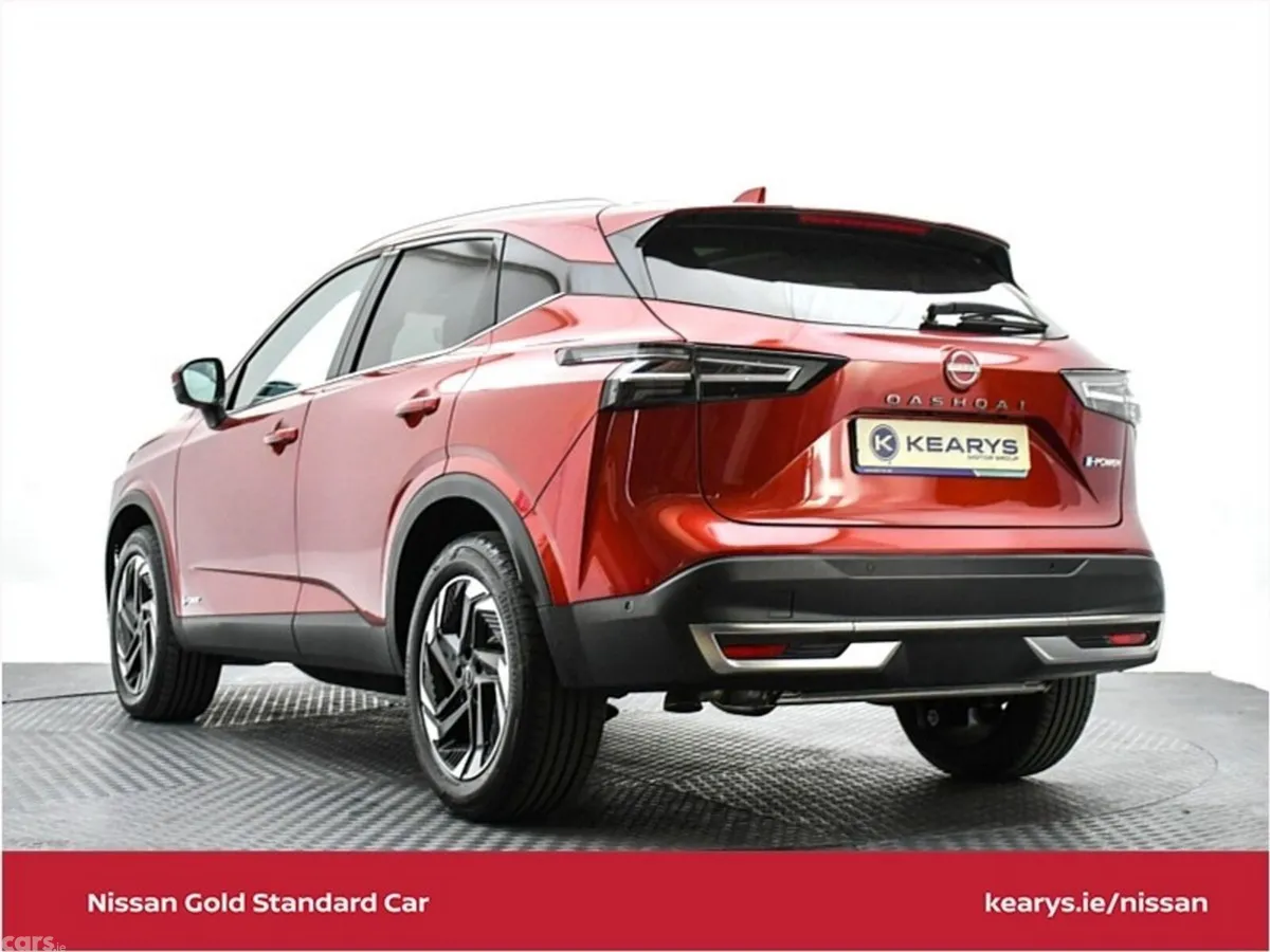 Nissan Qashqai SUV, Petrol Hybrid, 2026, Red