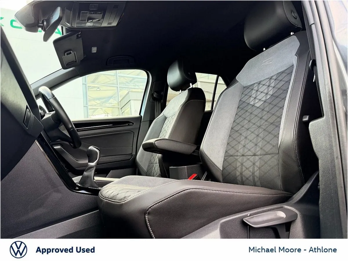 Volkswagen T-Roc SUV, Petrol, 2023, Grey
