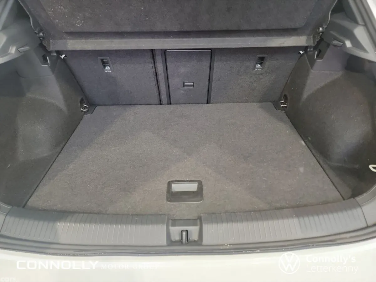 Volkswagen T-Roc SUV, Petrol, 2023, White