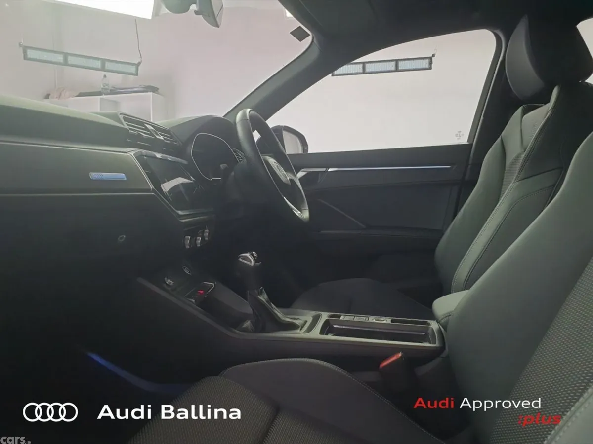 Audi Q3 SUV, Diesel, 2024, Blue