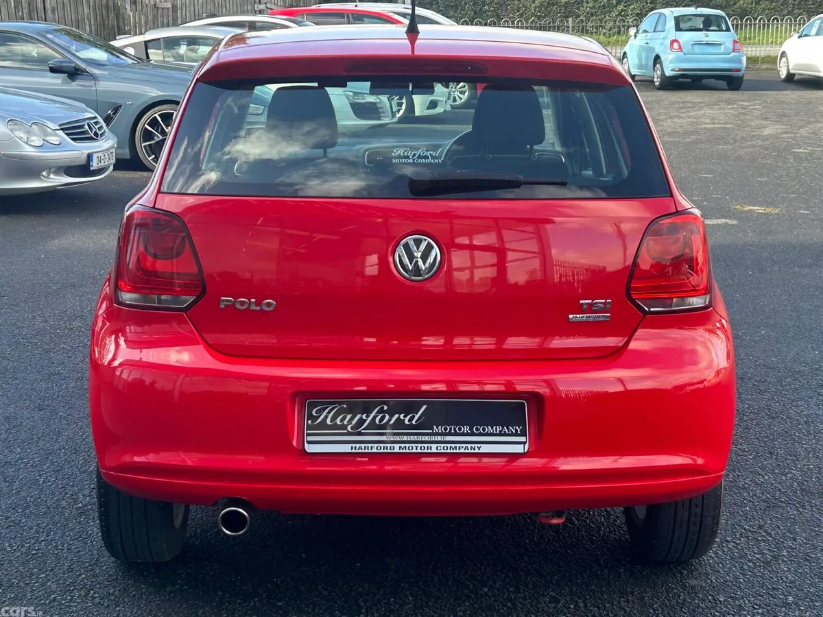 Volkswagen Polo Hatchback, Petrol, 2012, Red