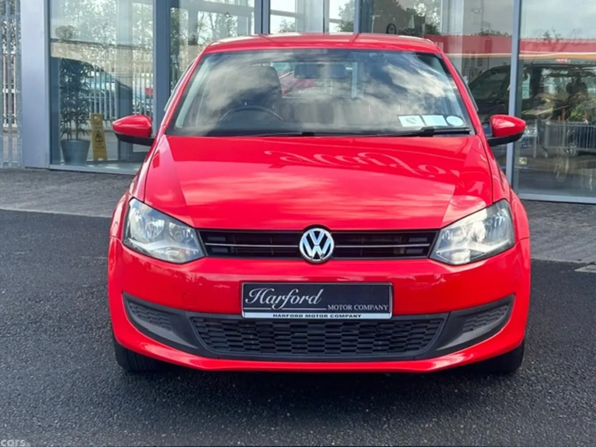 Volkswagen Polo Hatchback, Petrol, 2012, Red