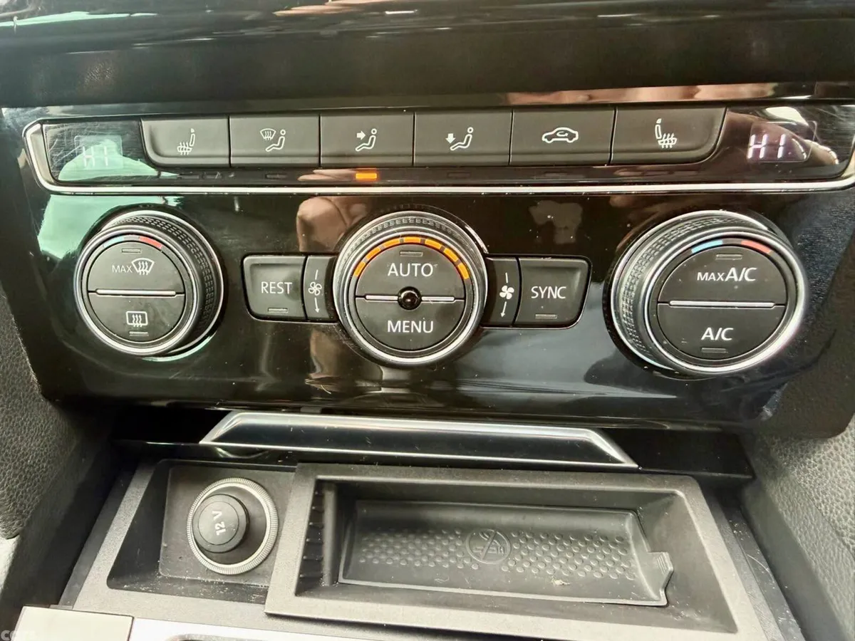 Volkswagen Passat Estate, Diesel, 2015, Black