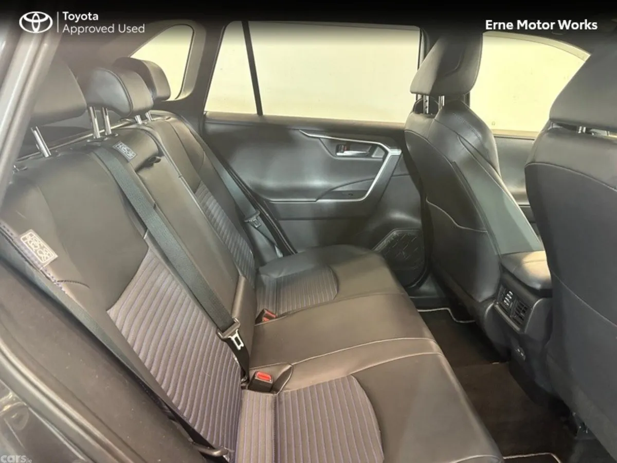 Toyota RAV4 SUV, Petrol Hybrid, 2024, Grey