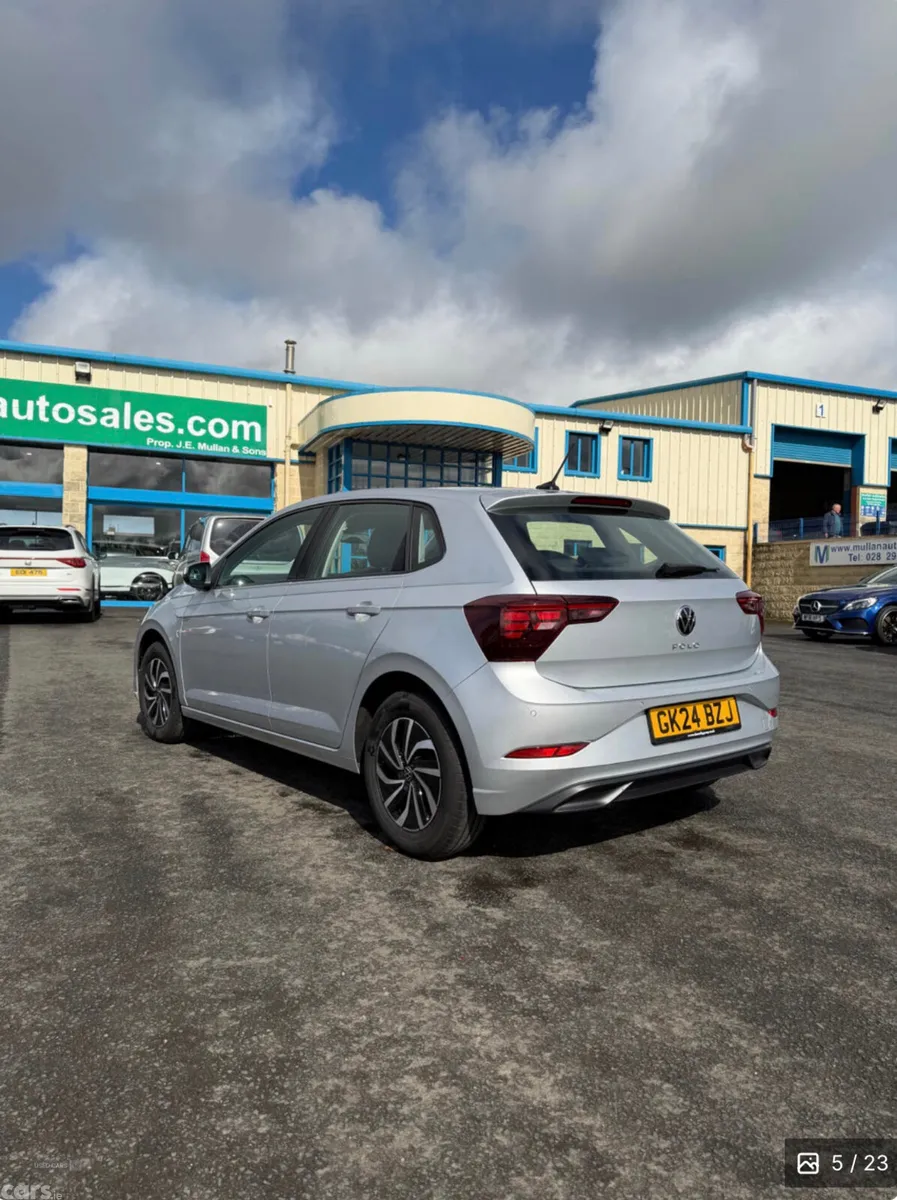 Volkswagen Polo Hatchback, Petrol, 2024, Silver