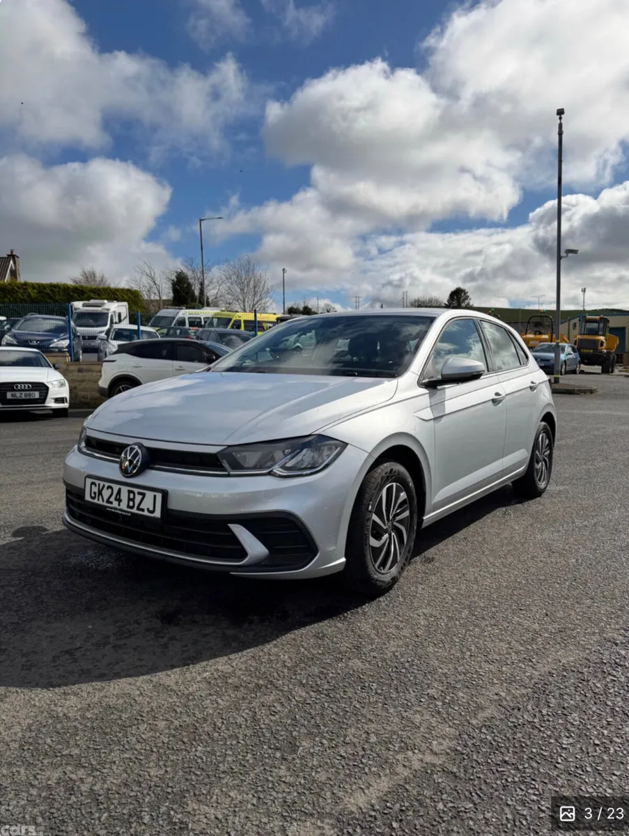 Volkswagen Polo Hatchback, Petrol, 2024, Silver