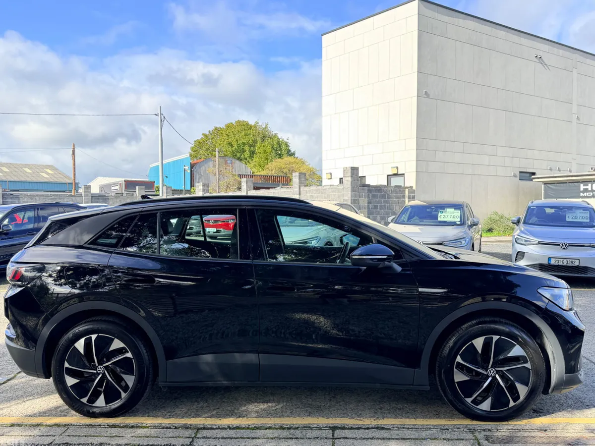 Volkswagen ID.4 Estate, Electric, 2023, Black