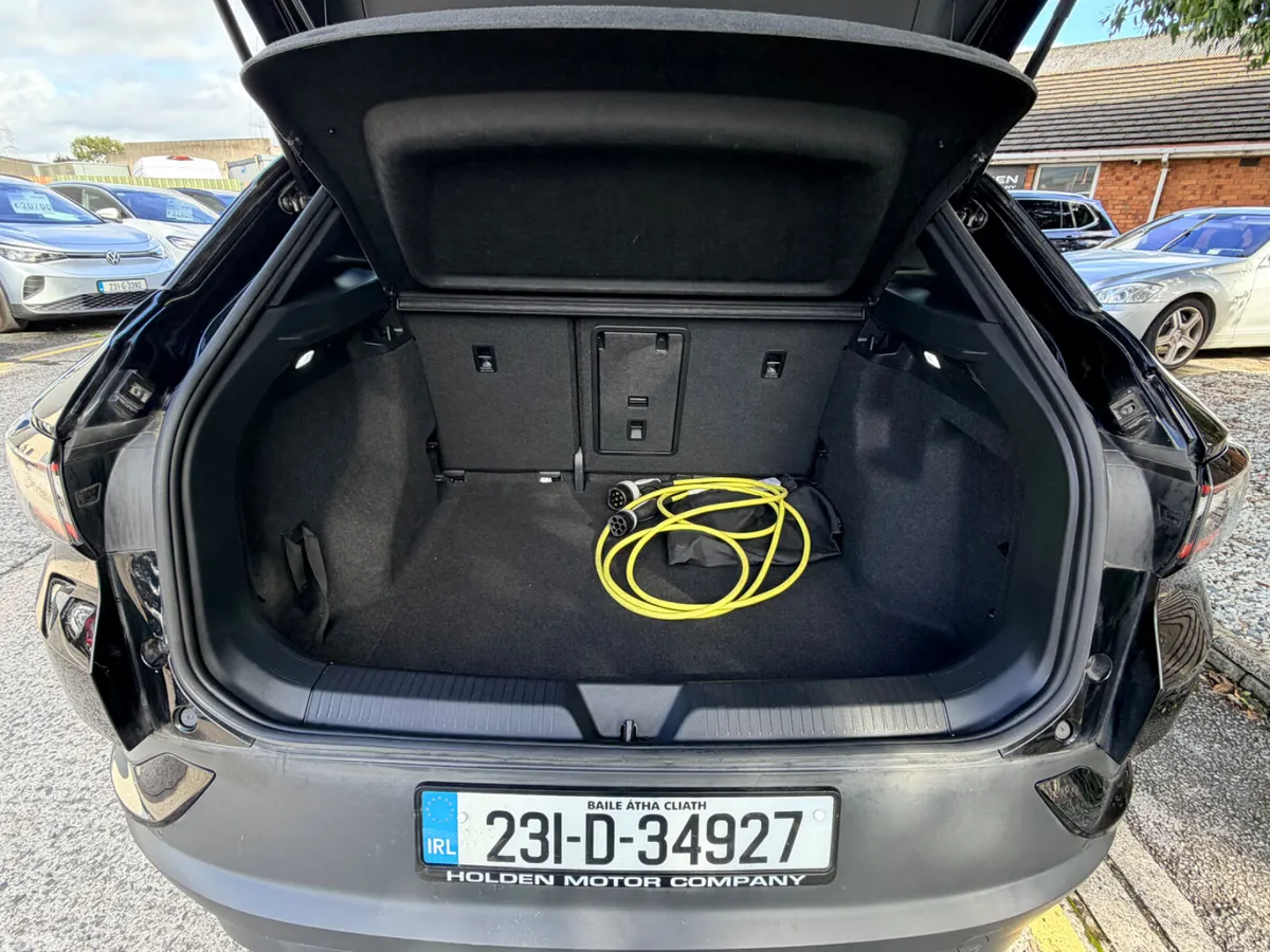 Volkswagen ID.4 Estate, Electric, 2023, Black