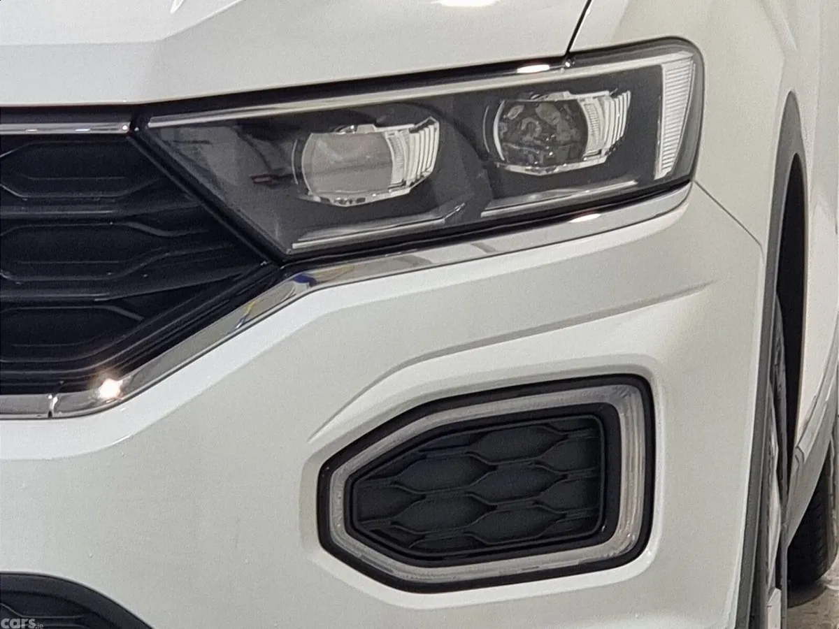 Volkswagen T-Roc SUV, Diesel, 2021, White