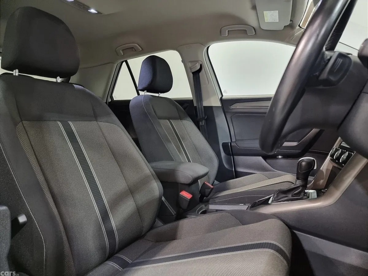 Volkswagen T-Roc SUV, Diesel, 2021, White