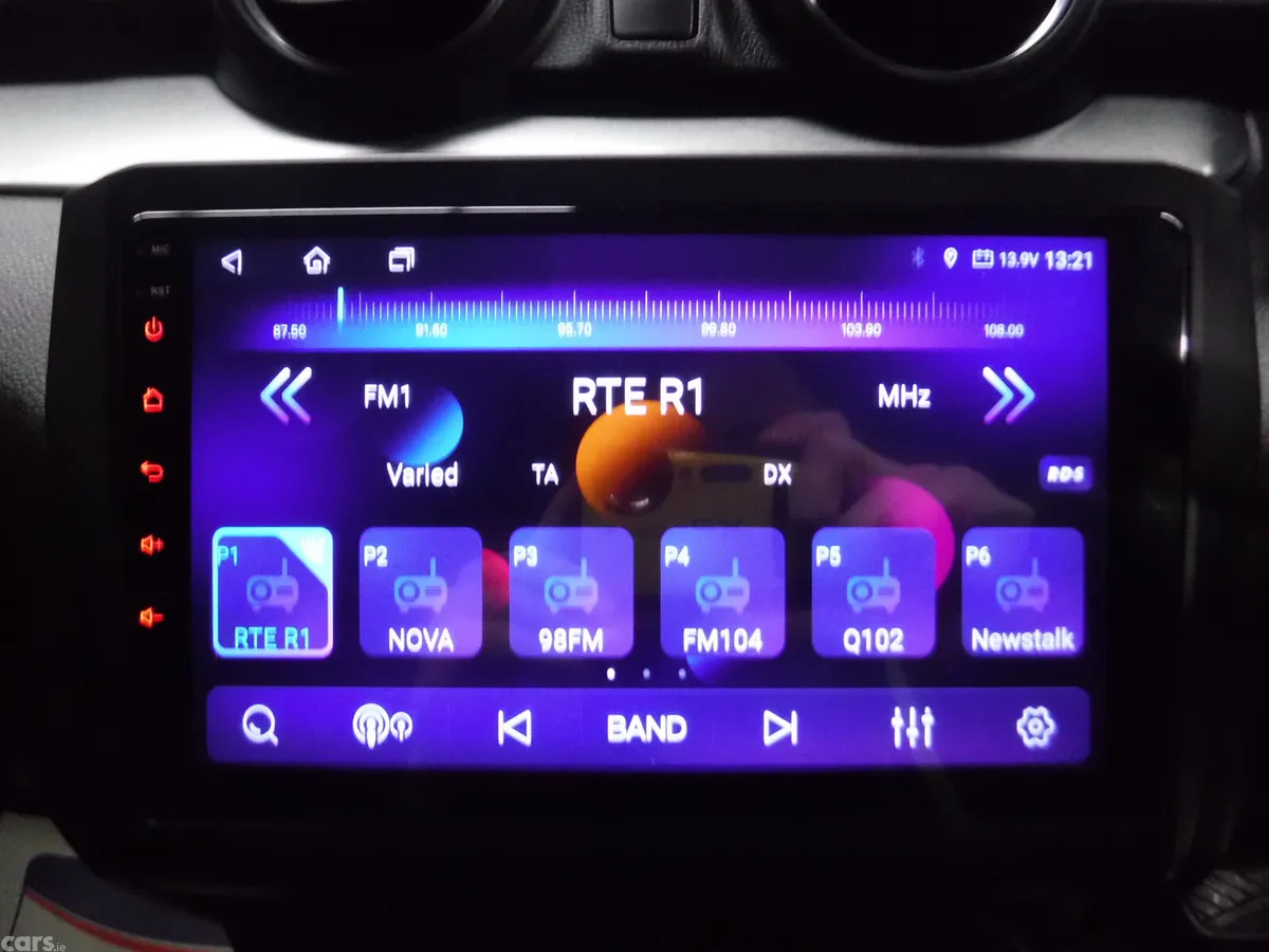 Suzuki Swift Hatchback, Petrol, 2021, White