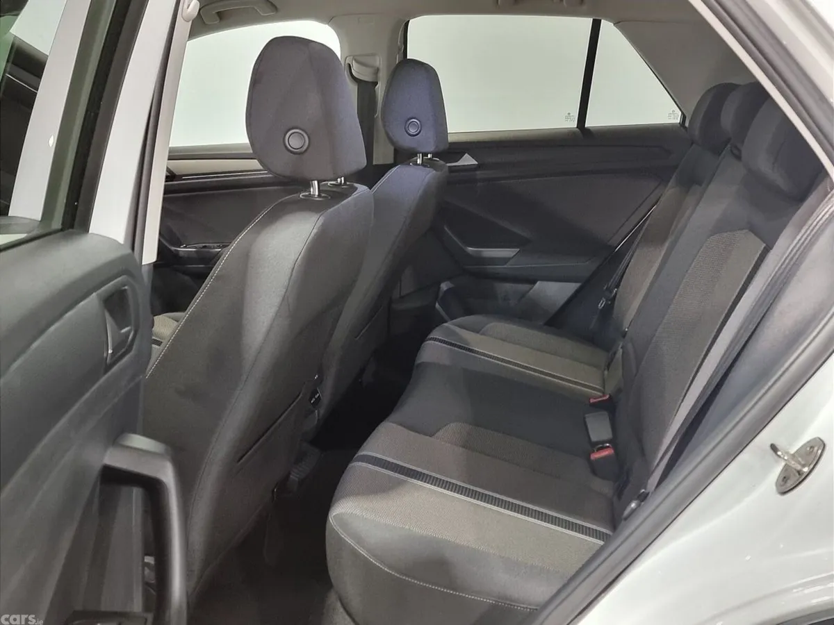 Volkswagen T-Roc SUV, Diesel, 2021, White