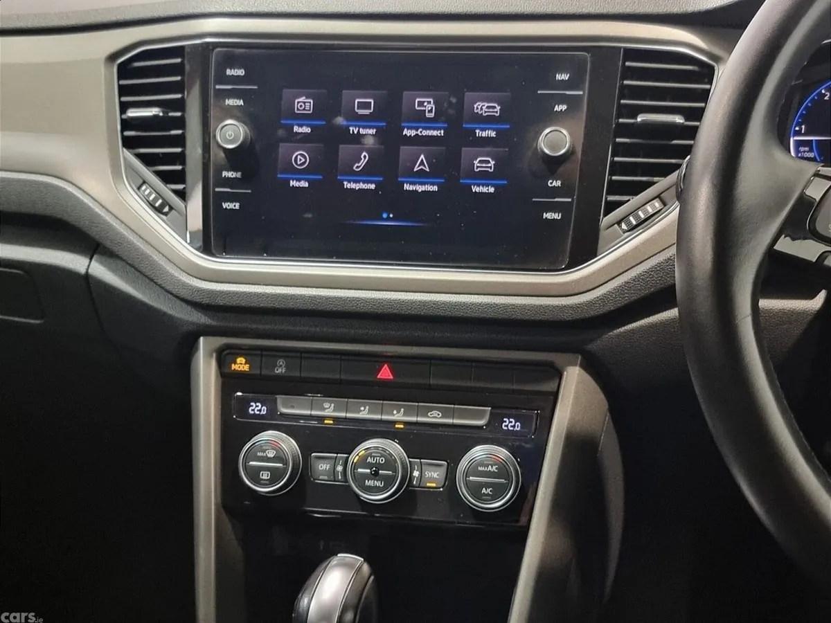 Volkswagen T-Roc SUV, Diesel, 2021, White