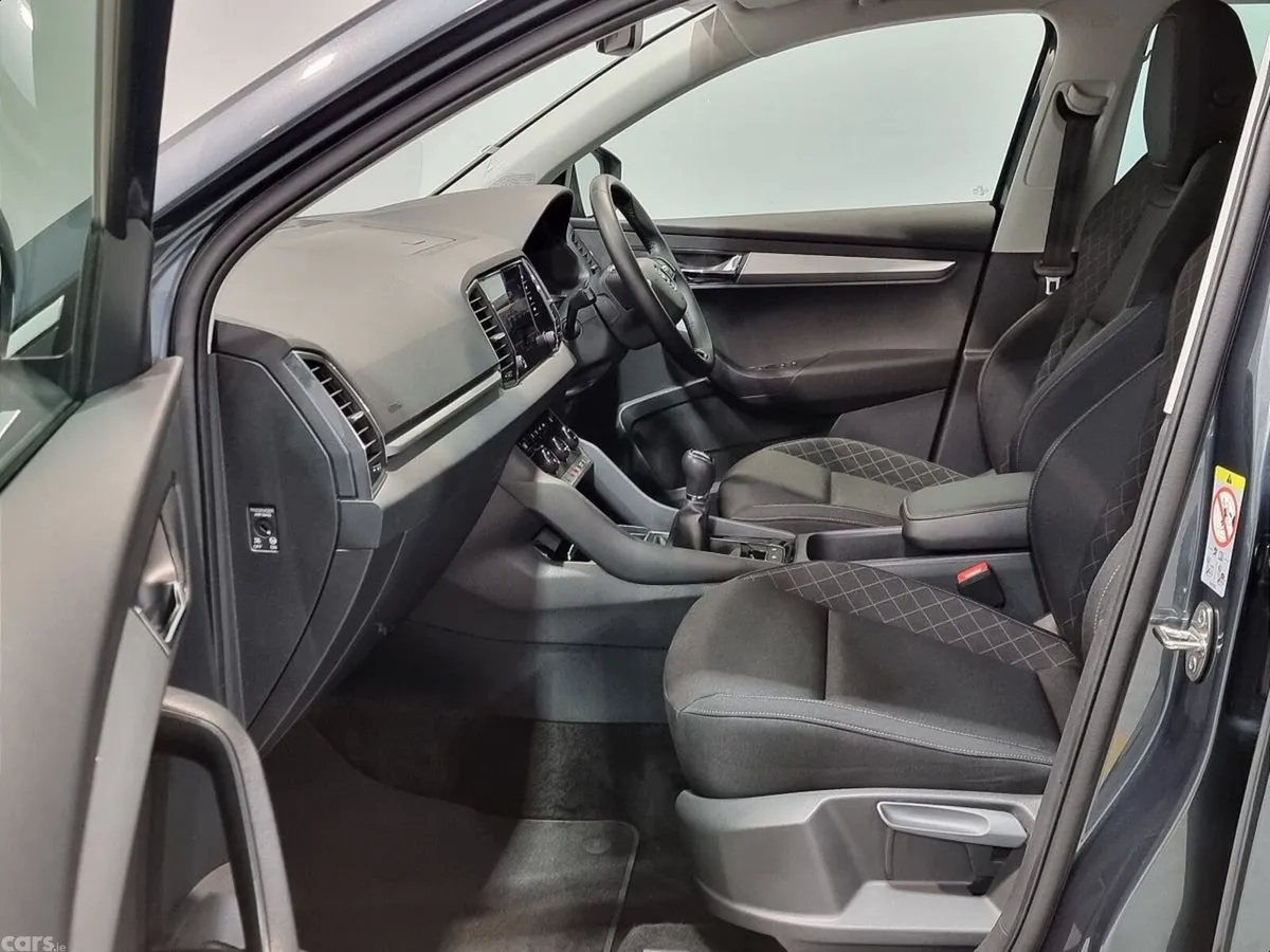 Skoda Karoq SUV, Diesel, 2021, Grey
