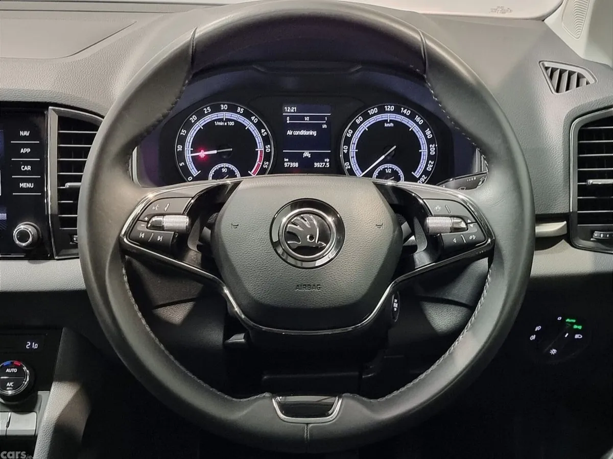 Skoda Karoq SUV, Diesel, 2021, Grey