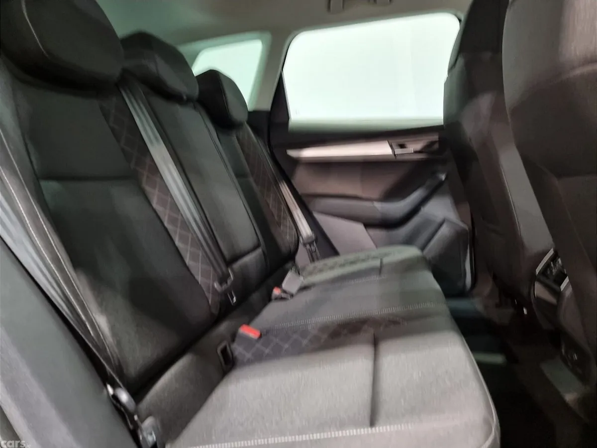 Skoda Karoq SUV, Diesel, 2021, Grey