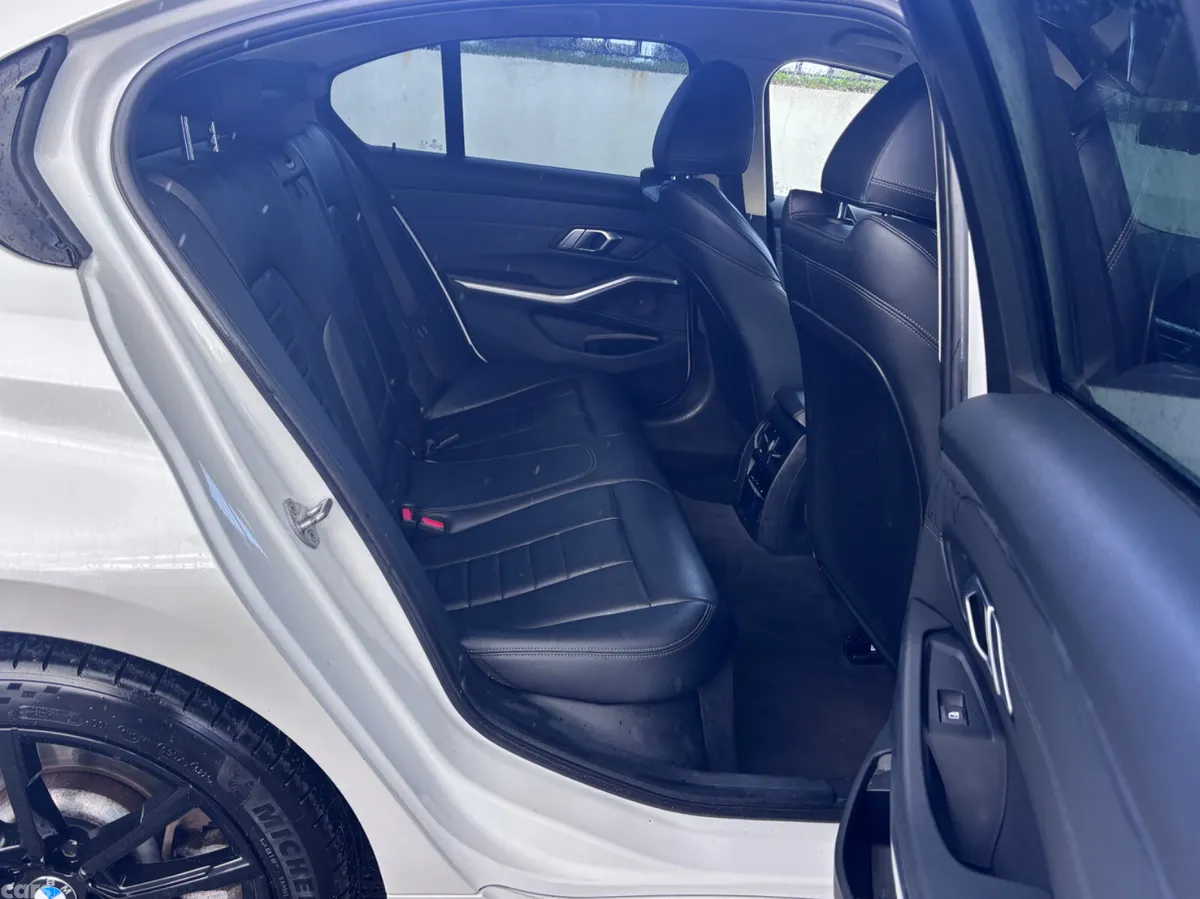 BMW 3-Series Saloon, Petrol Plug-in Hybrid, 2020, White