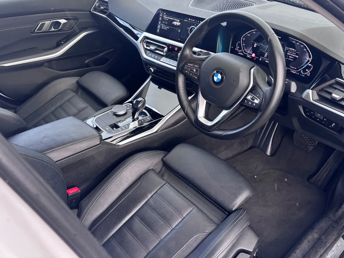 BMW 3-Series Saloon, Petrol Plug-in Hybrid, 2020, White