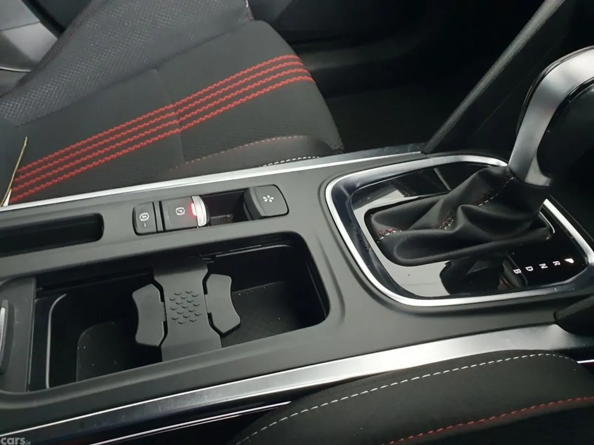 Renault Megane Hatchback, Petrol Plug-in Hybrid, 2022, Grey