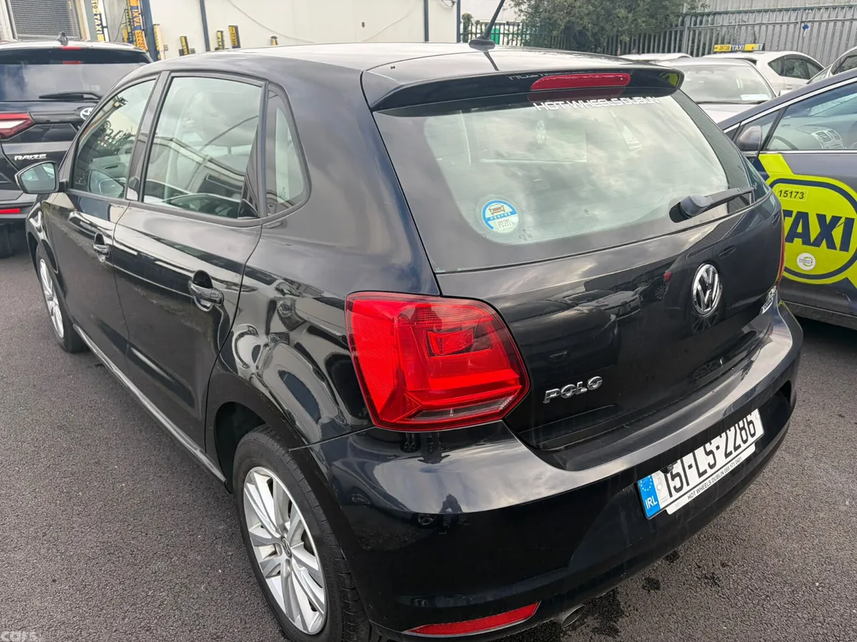 Volkswagen Polo Hatchback, Petrol, 2015, Black