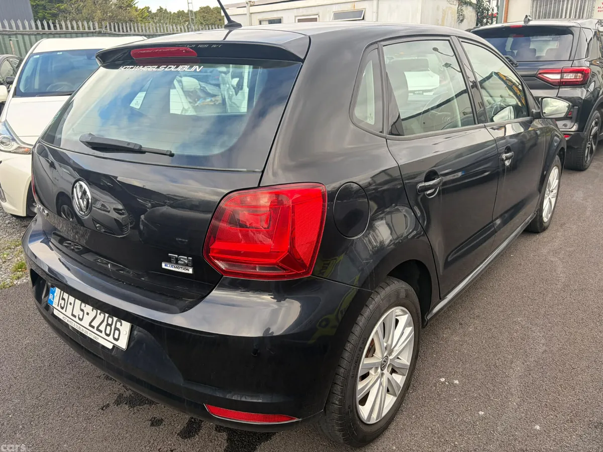 Volkswagen Polo Hatchback, Petrol, 2015, Black