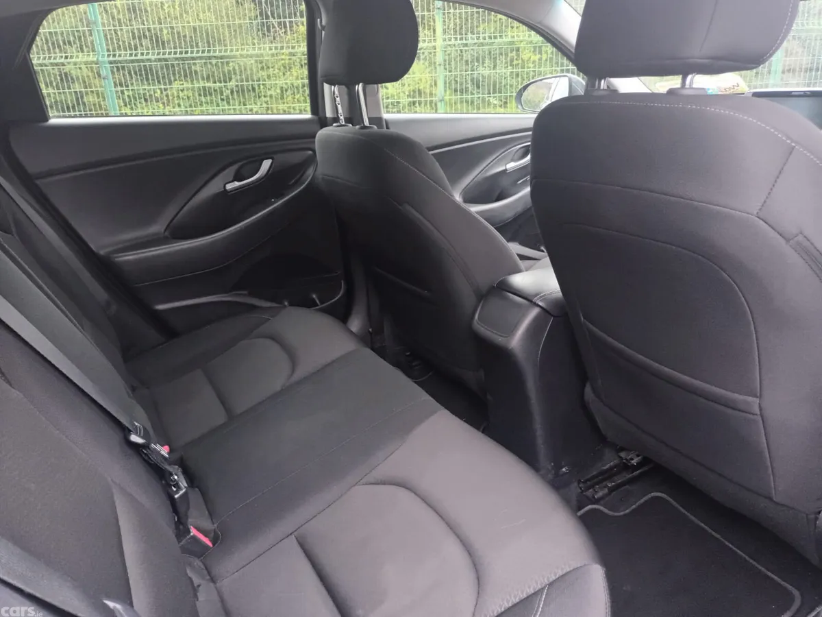 Hyundai i30 Hatchback, Petrol, 2018, Grey