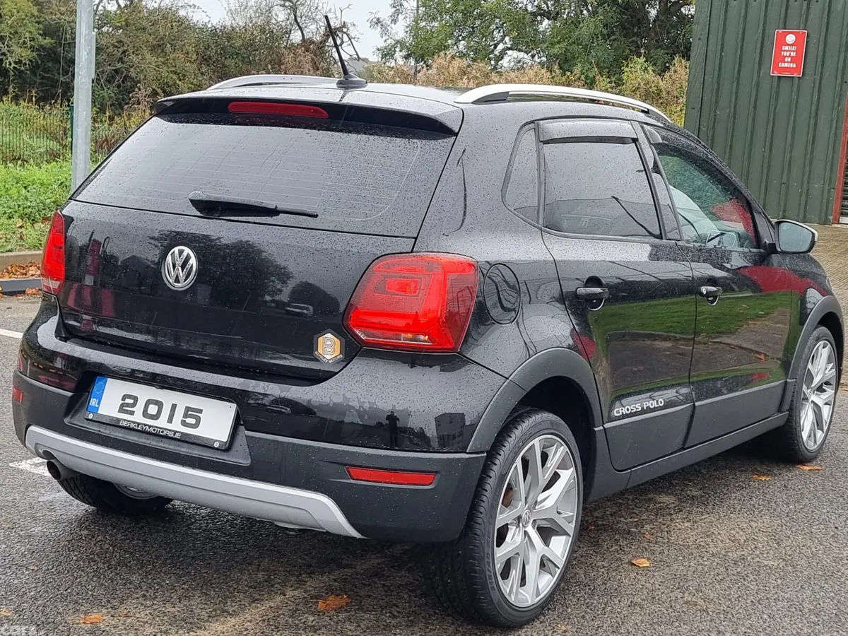 Volkswagen Polo Hatchback, Petrol, 2015, Black