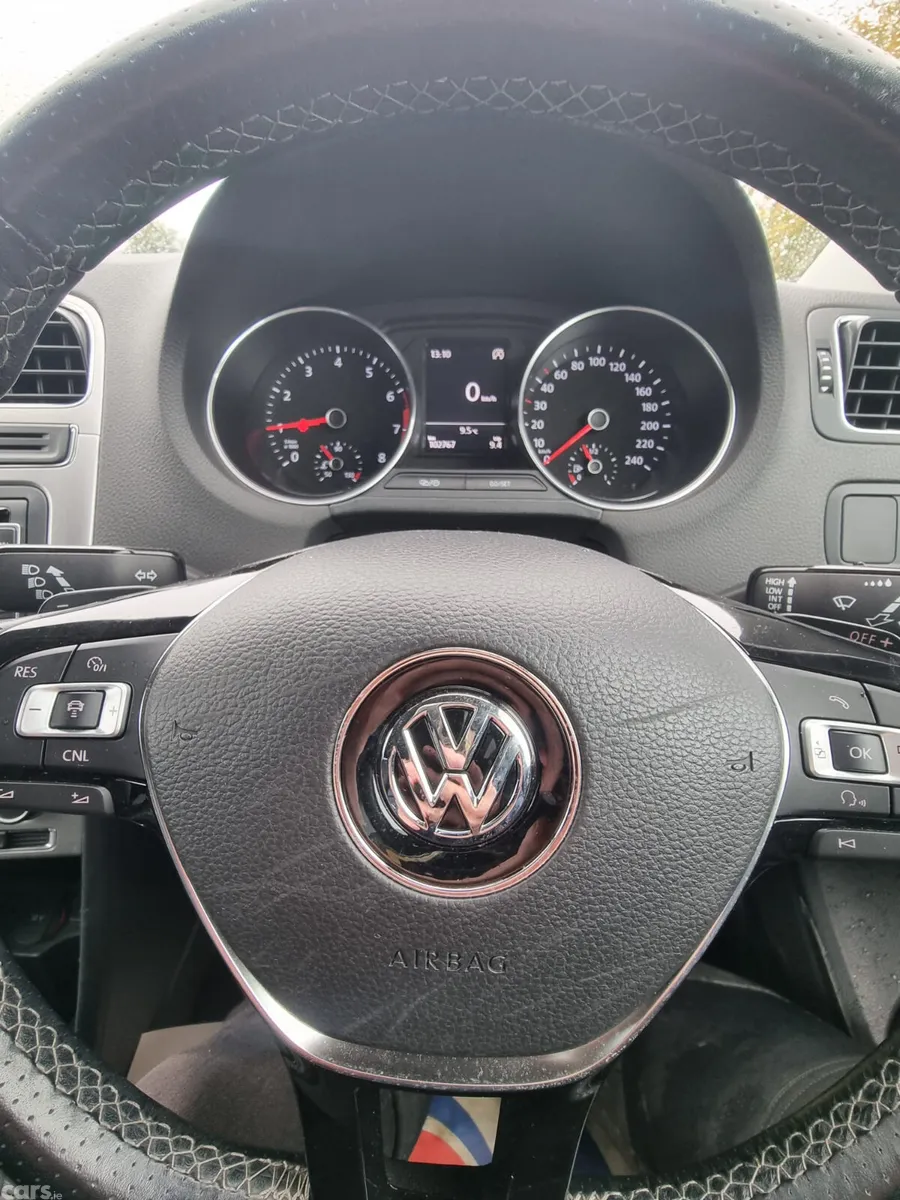 Volkswagen Polo Hatchback, Petrol, 2015, Black