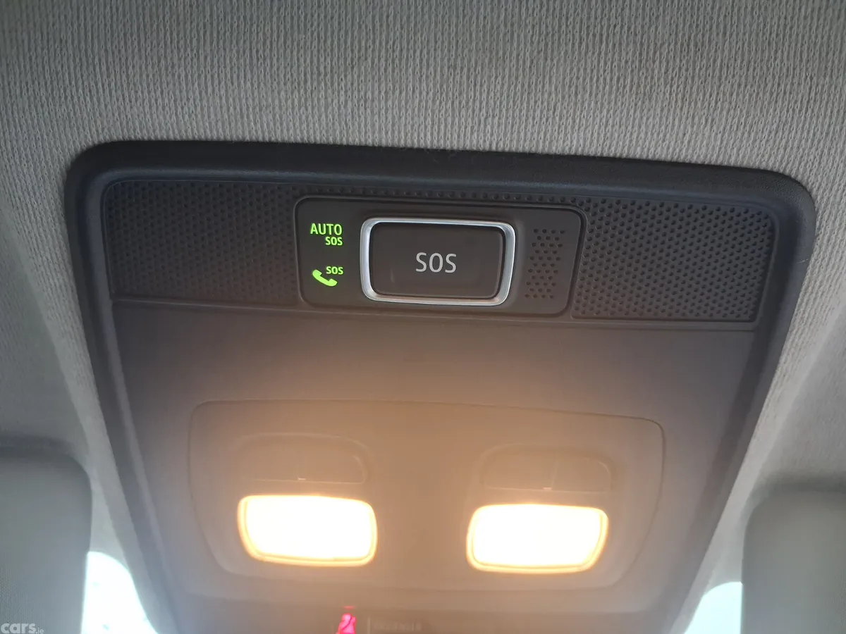 Renault Clio Hatchback, Petrol, 2020, Red