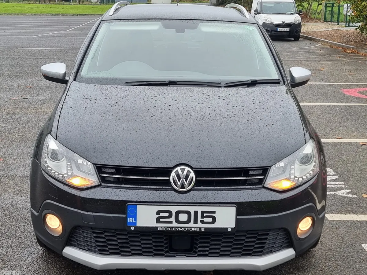 Volkswagen Polo Hatchback, Petrol, 2015, Black
