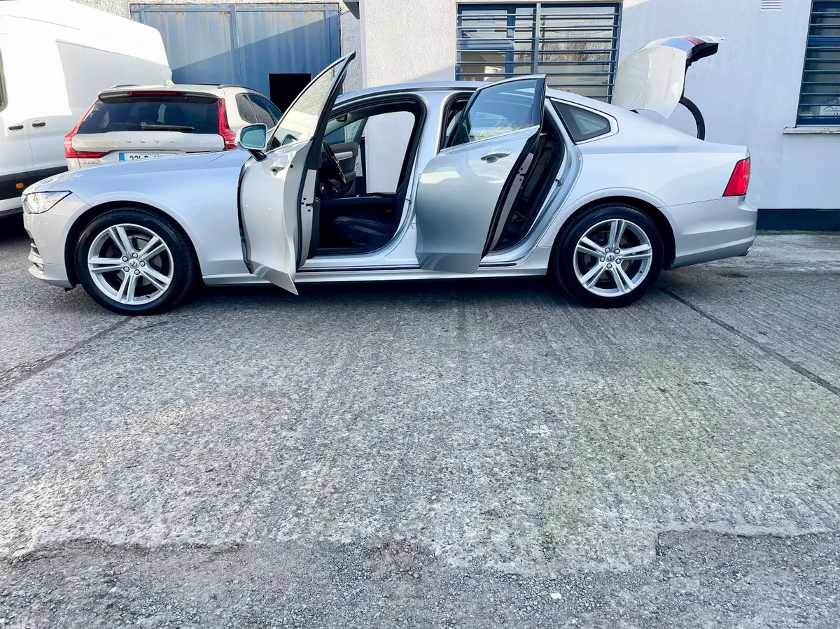 Volvo S90 Saloon, Diesel, 2020, Silver