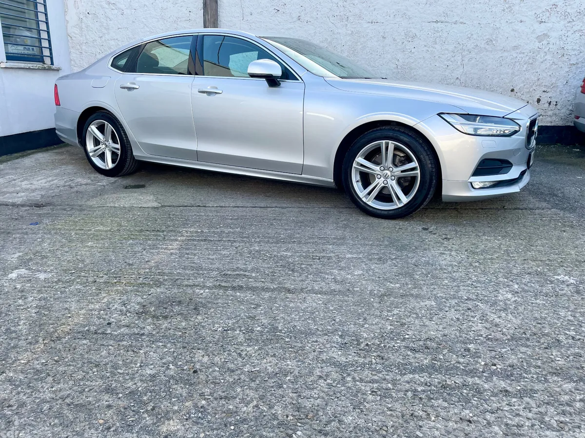 Volvo S90 Saloon, Diesel, 2020, Silver