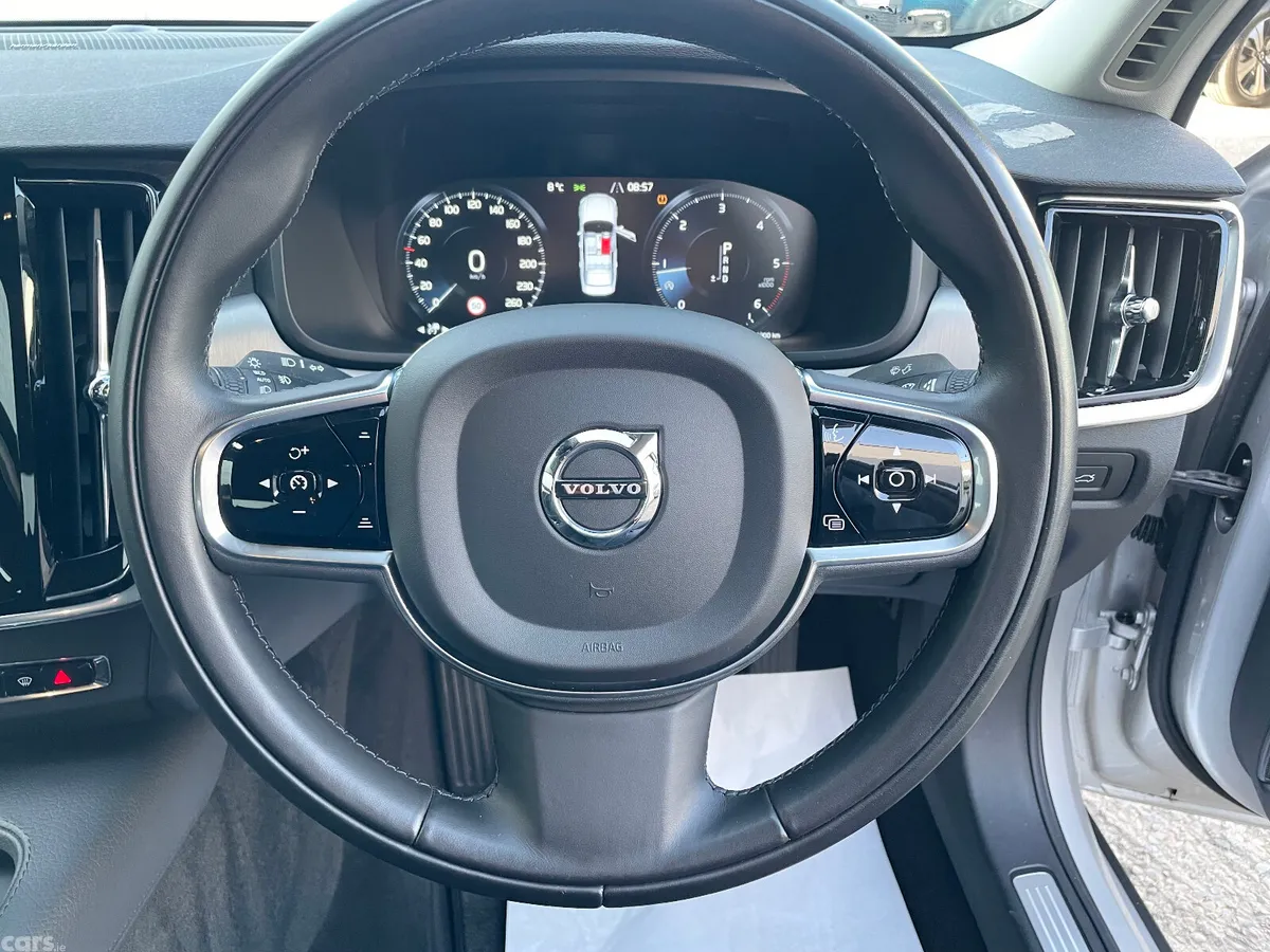 Volvo S90 Saloon, Diesel, 2020, Silver
