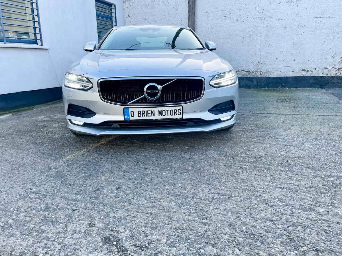 Volvo S90 Saloon, Diesel, 2020, Silver