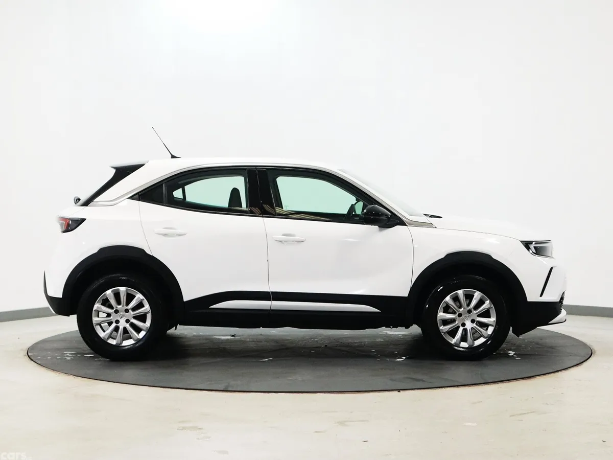 Opel Mokka SUV, Petrol, 2023, White
