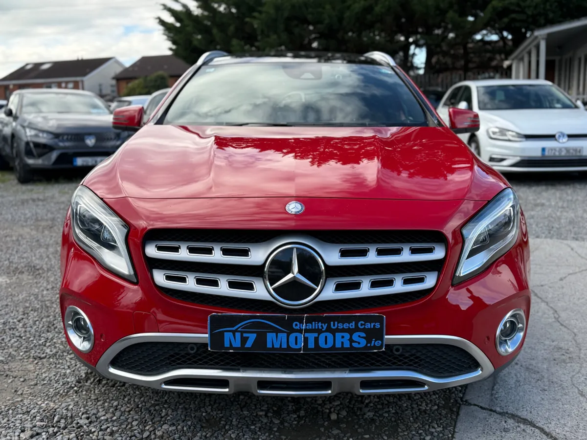 Mercedes-Benz GLA SUV, Petrol, 2017, Red