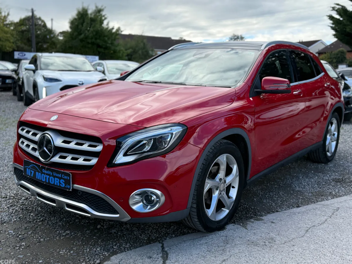 Mercedes-Benz GLA SUV, Petrol, 2017, Red