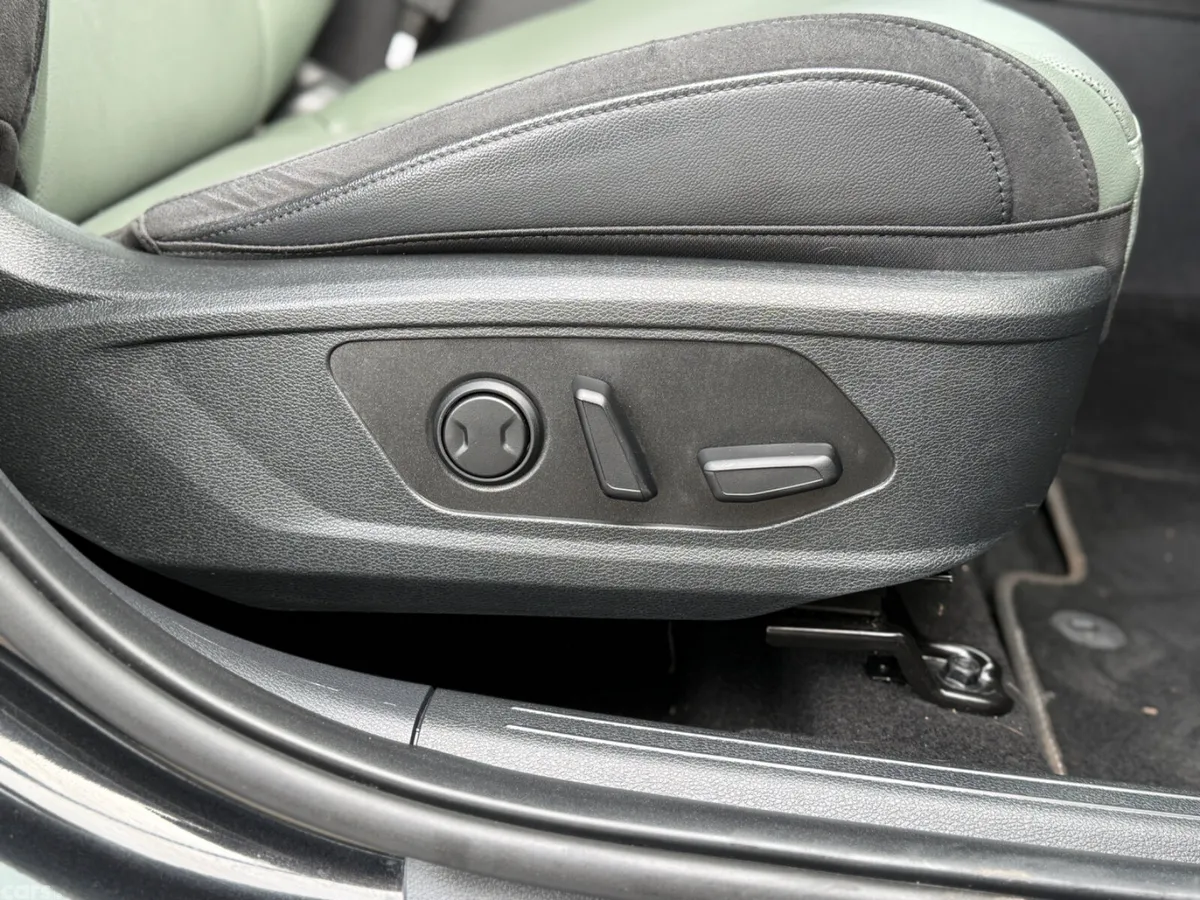 Kia Sportage SUV, Petrol Hybrid, 2026, Black