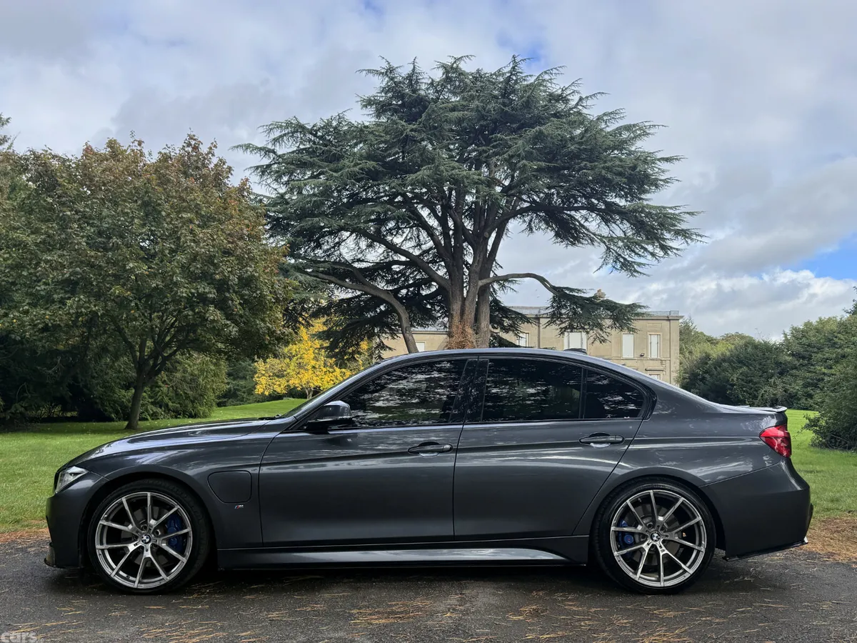 BMW 3-Series Saloon, Petrol Plug-in Hybrid, 2017, Grey