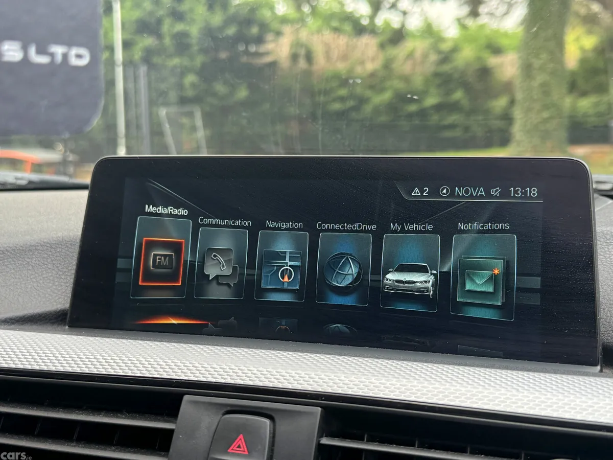 BMW 3-Series Saloon, Petrol Plug-in Hybrid, 2017, Grey