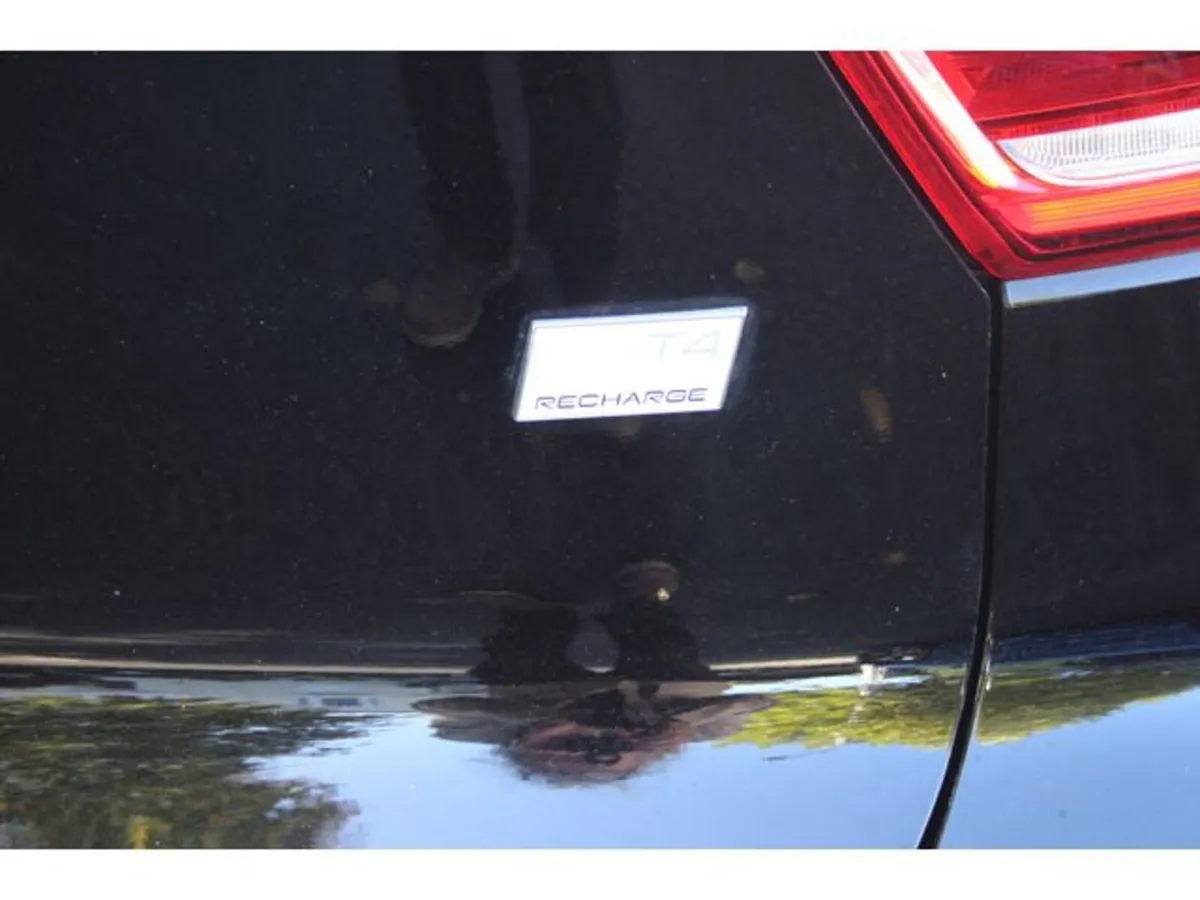 Volvo XC40 Estate, Petrol Hybrid, 2021, Black