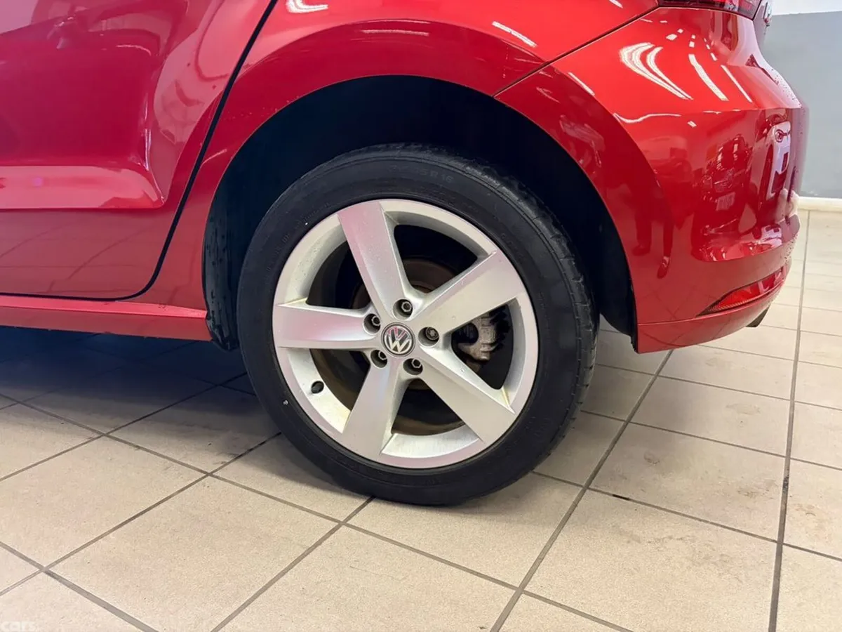 Volkswagen Polo Hatchback, Petrol, 2017, Red