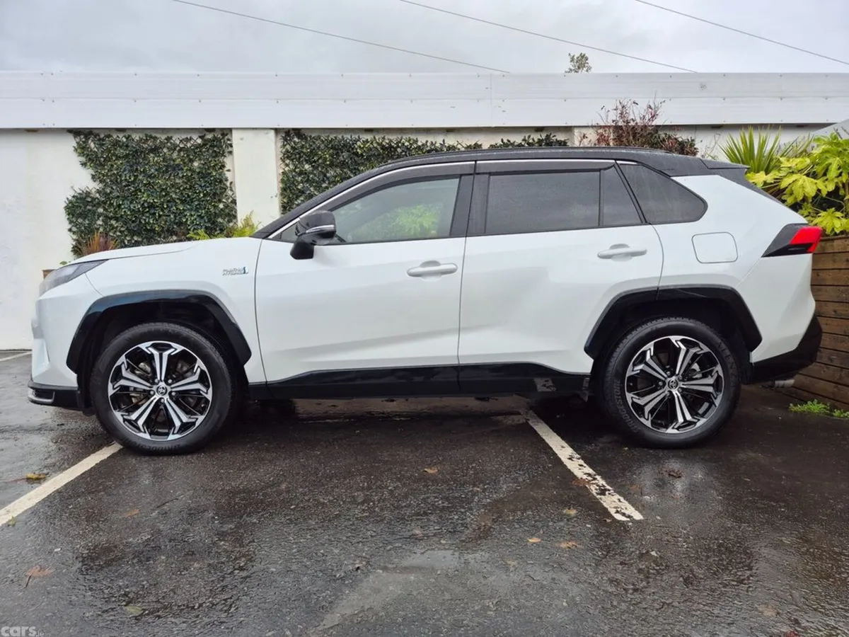 Toyota RAV4 SUV, Petrol Plug-in Hybrid, 2023, White