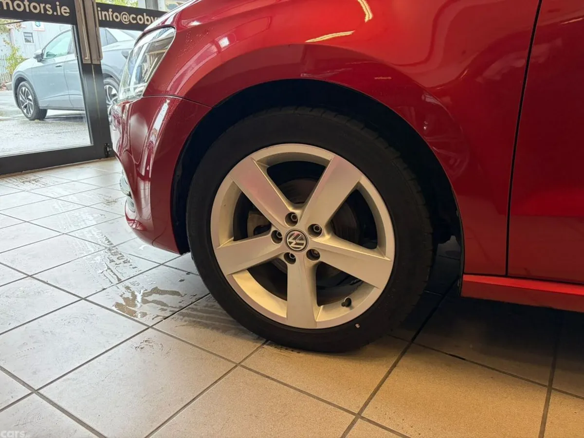 Volkswagen Polo Hatchback, Petrol, 2017, Red